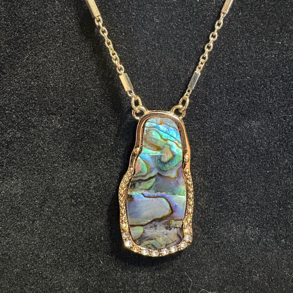 Park Lane Almond Gold earrings and Abalone necklace - Picture 2 of 4